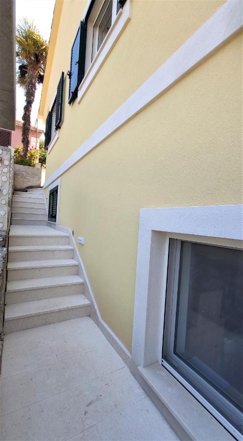 Ferienwohnung Aria Sumartin Exterior foto